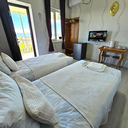 Hilltop Guest House Kutaisi Exterior foto