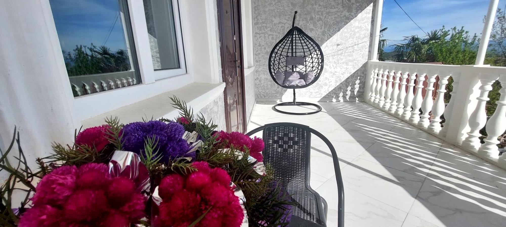 Hilltop Guest House Kutaisi Exterior foto